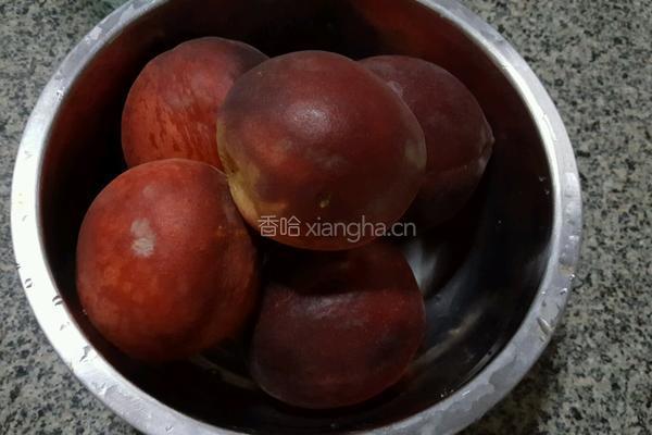 粉色桃汁的做法图解1