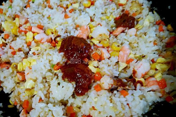 咖哩虾仁炒饭的做法图解9