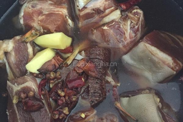 红烧土豆焖羊肉的做法图解2