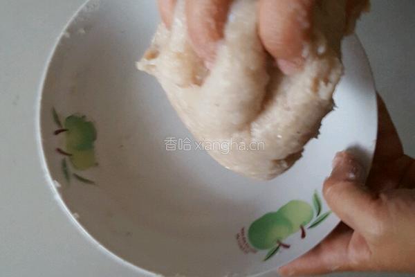 DIY自制鱼丸的做法图解3