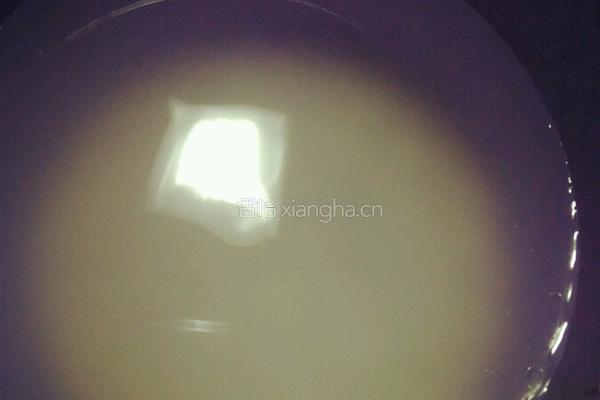 香蕉牛奶西米露的做法图解5