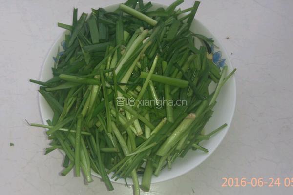 鸡蛋炒韭菜的做法图解1