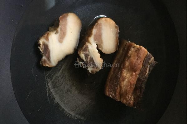 蒜苔炒腊肉的做法图解3