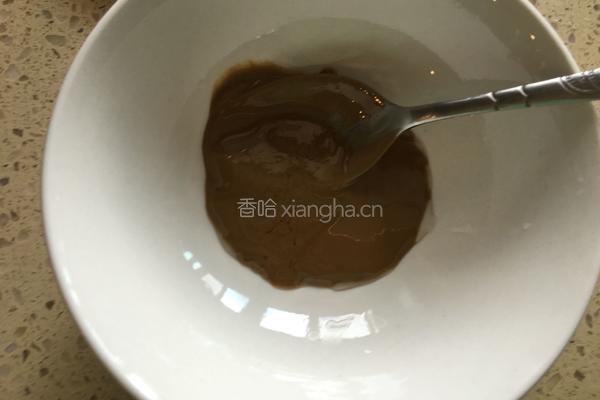 麻酱拌木耳的做法图解3