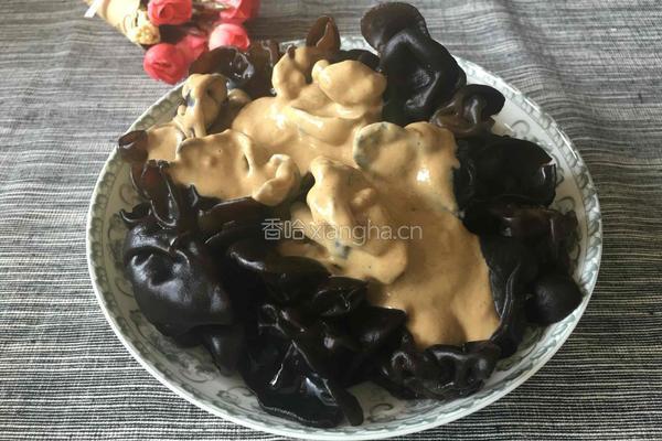 麻酱拌木耳的做法图解6