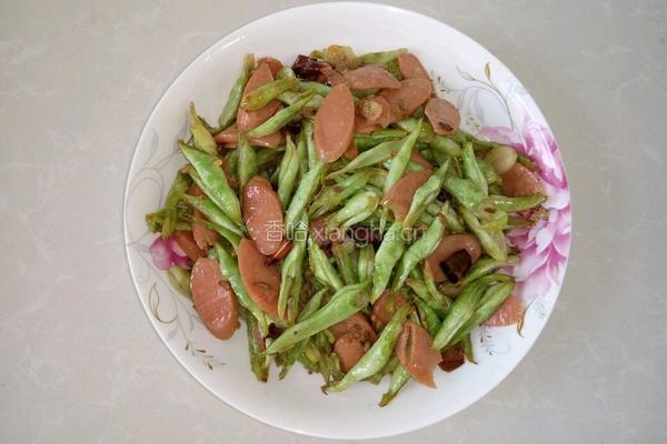 四季豆炒火腿的做法图解5