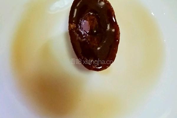红豆花生黑米粥的做法图解3