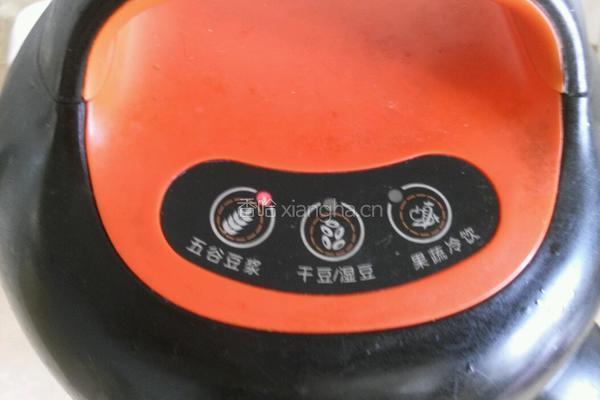 彩色皮冻(豆浆机版)的做法图解11