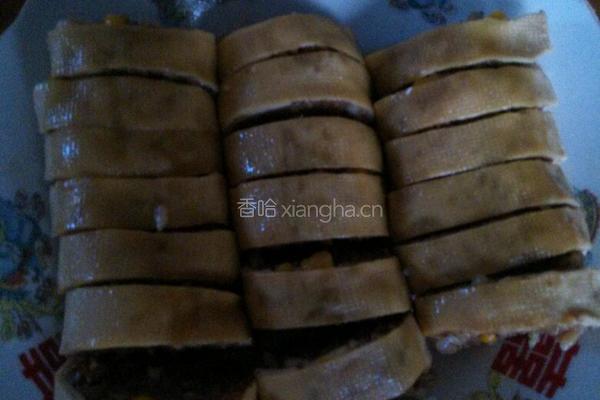 豆腐皮包糯米肉玉米的做法图解10