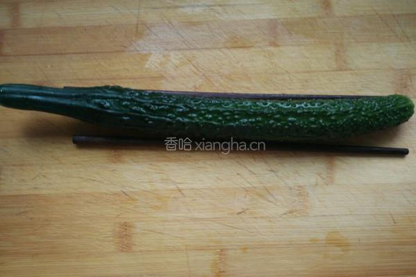 糖醋蓑衣黄瓜的做法图解2