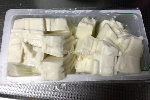 三文鱼味增汤的做法图解2