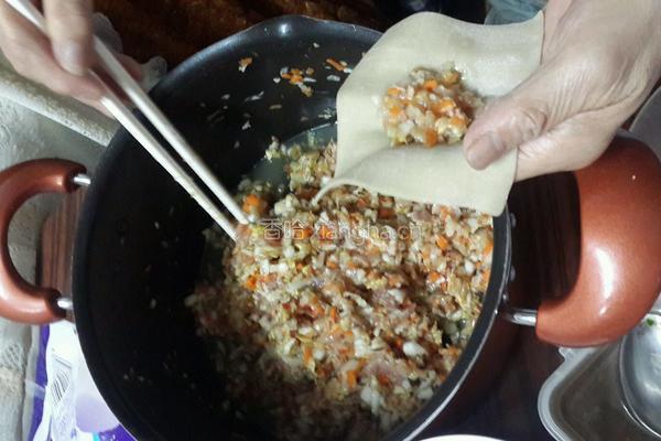 三鲜大扫除馄饨的做法图解3
