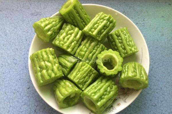 酿苦瓜的做法图解3