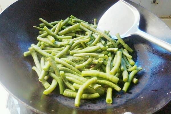 清炒豇豆的做法图解7
