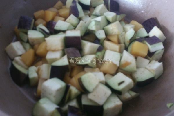 土豆炖茄子的做法图解4
