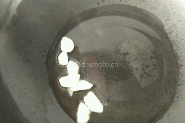 素炒茶树菇的做法图解2