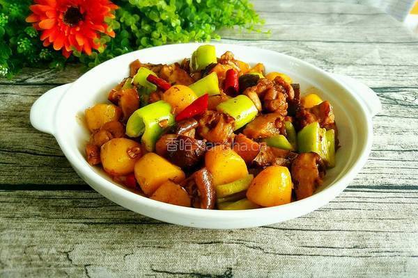 小土豆香菇烧鸡块的做法图解13