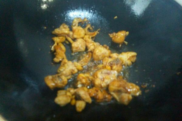 小土豆香菇烧鸡块的做法图解9