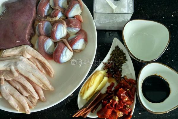 酱三样(猪肝鸭珍鸭掌)的做法图解1