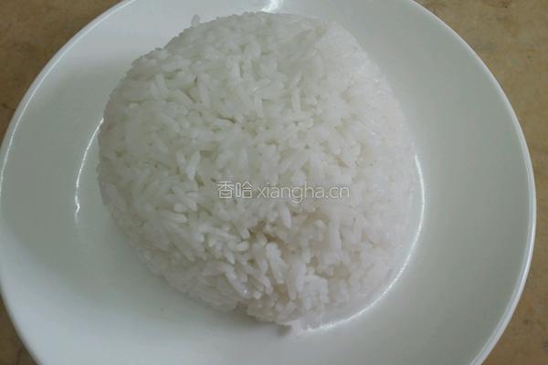 蛋炒饭的做法图解1