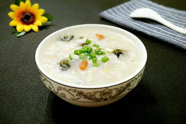 皮蛋瘦肉粥的做法图解8
