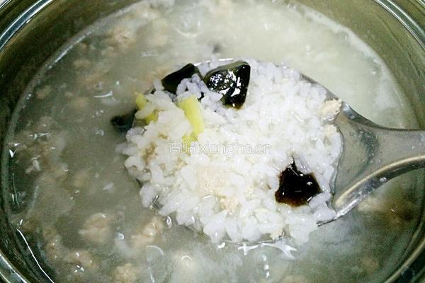 皮蛋瘦肉粥的做法图解6