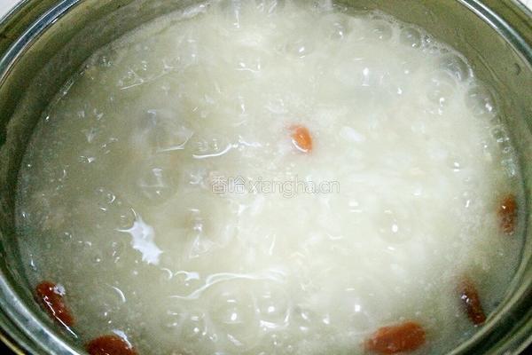 皮蛋瘦肉粥的做法图解7