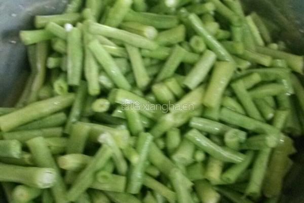 豆角炒肉的做法图解3