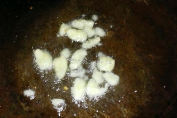清炒油麦菜的做法图解3