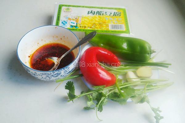 清爽内脂嫩豆腐的做法图解1