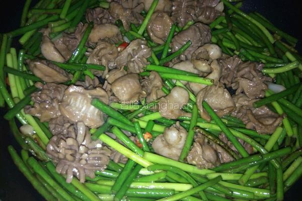 蒜苔炒鸡胗的做法图解8