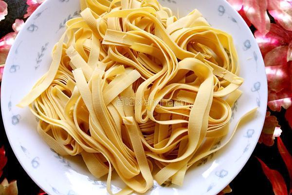 尖椒干豆腐的做法图解1