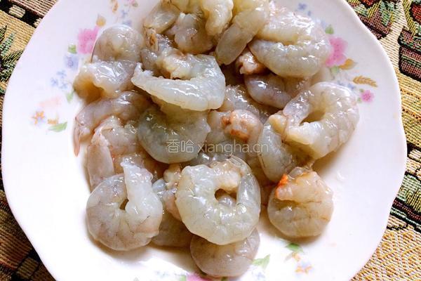 虾仁炒豆腐的做法图解1
