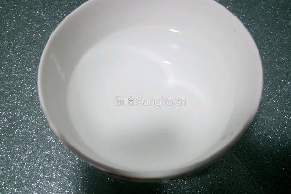 小白菜猪肉饺子的做法图解2