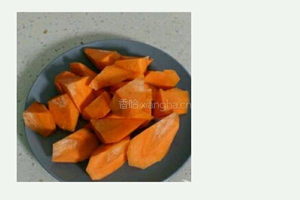玉米胡萝卜炖排骨的做法图解2