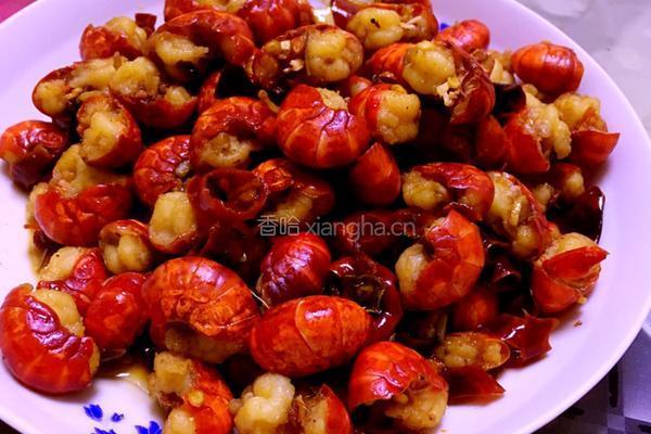 私房秘制麻辣虾球的做法图解6