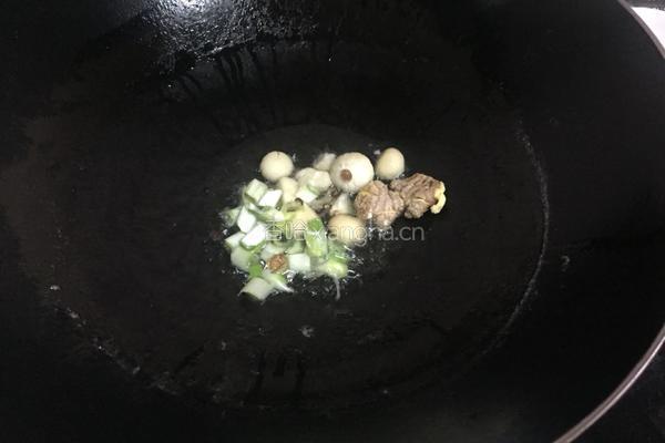 鱿鱼烩玉兰片的做法图解4