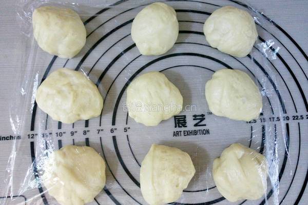 淡奶油椰蓉小餐包的做法图解6