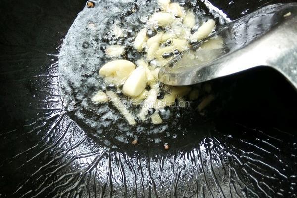 木耳炒蛋的做法图解4