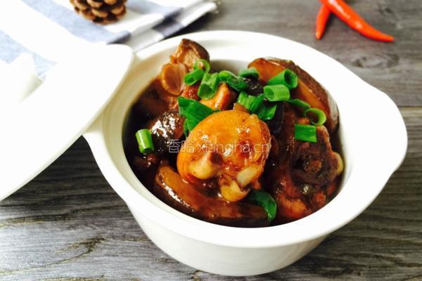 香菇炖鸡的做法图解16