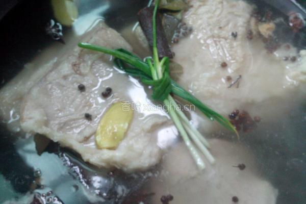 梅菜扣肉的做法图解3