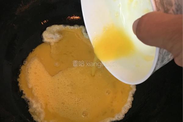 木耳番茄炒蛋的做法图解5