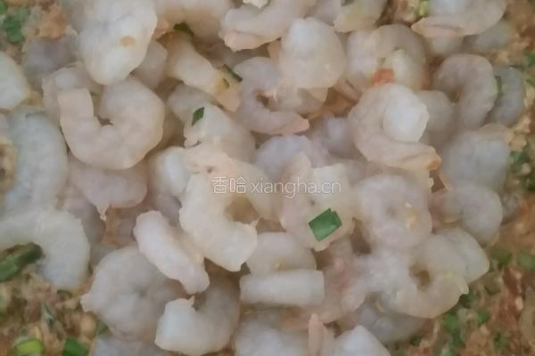 韭菜虾仁锅贴的做法图解1