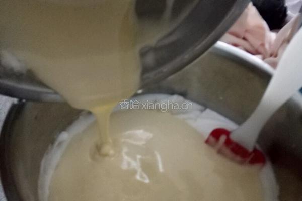 芝麻奶油蛋糕卷的做法图解10