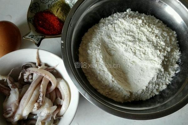 鱿鱼孜然饼的做法图解1