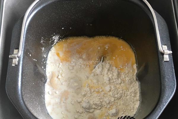 蜂蜜小面包的做法图解2
