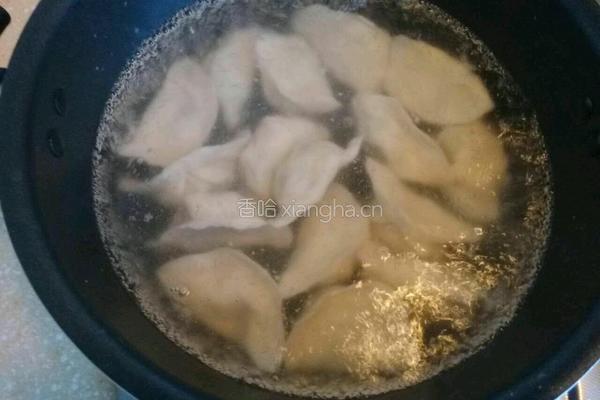 肉三鲜饺子的做法图解16