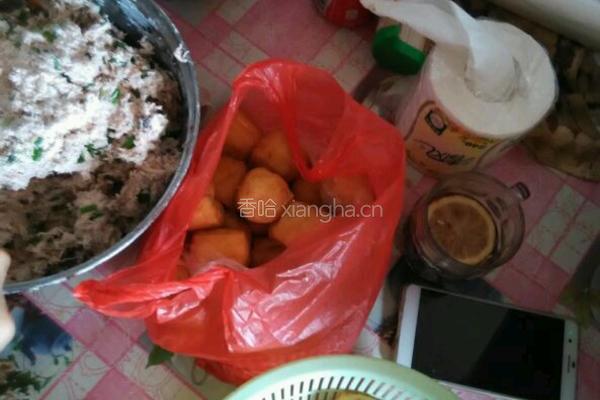 南雄芋头泥酿油豆腐的做法图解5