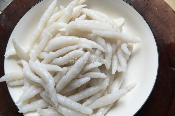 炒粉虫的做法图解1