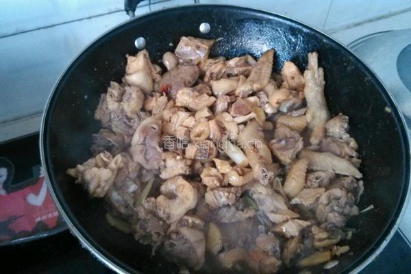 临沂炒大盘鸡的做法图解4